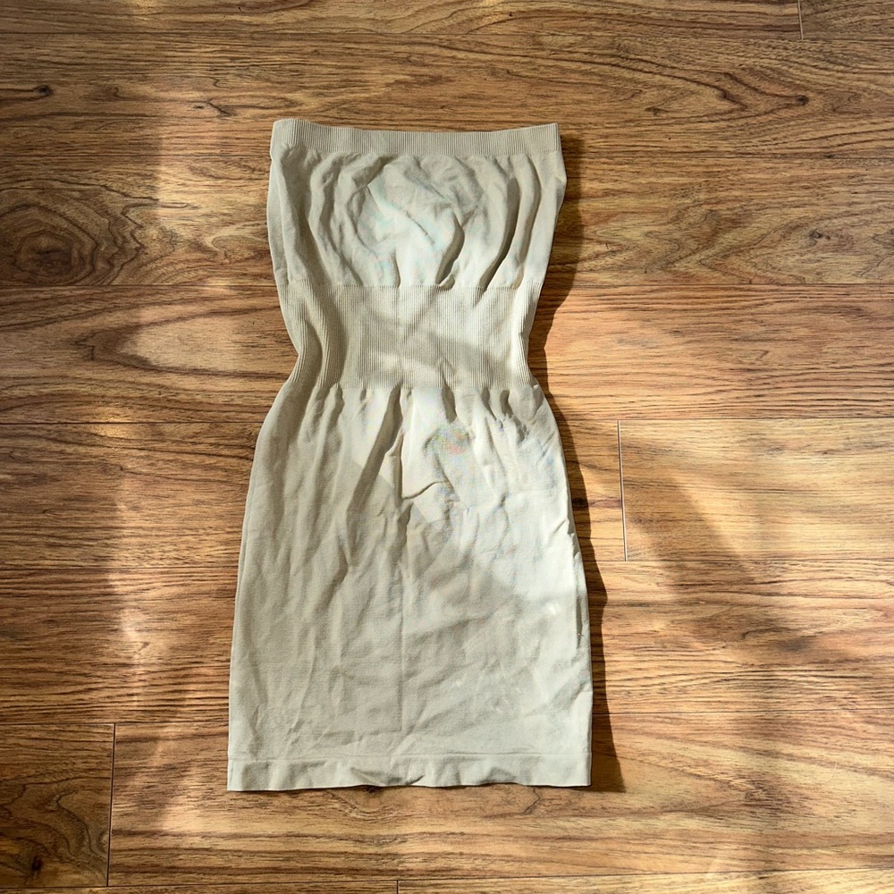 TAN FITTED SLIP DRESS - Picture 2 of 6